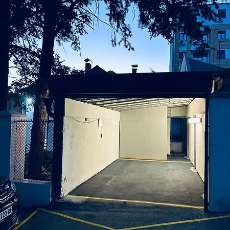 Magenta Garden 아파트 *